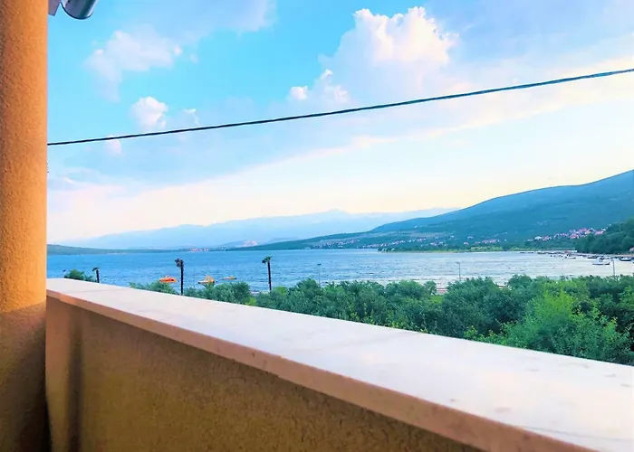 Branka شقة غورني كارين